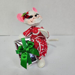 Annalee Christmas Swirl Gift Mouse 2019 Holiday Present Whimsical Collector